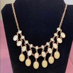 Necklace Statement Bib Collar Pre Owned. Excellent Condition